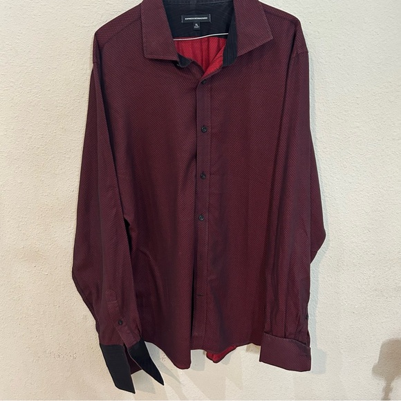 Express Design Studio Men's Red Long Sleeve Button-Up Shirt Modern Fit - Picture 1 of 7